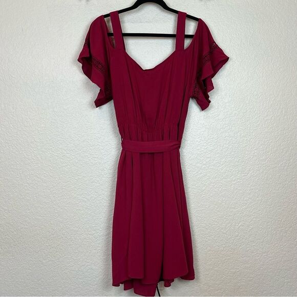 City Chic Dress Cold Shoulder Open Shoulder Dress NWT! in Rhubarb size 16 - Picture 6 of 13